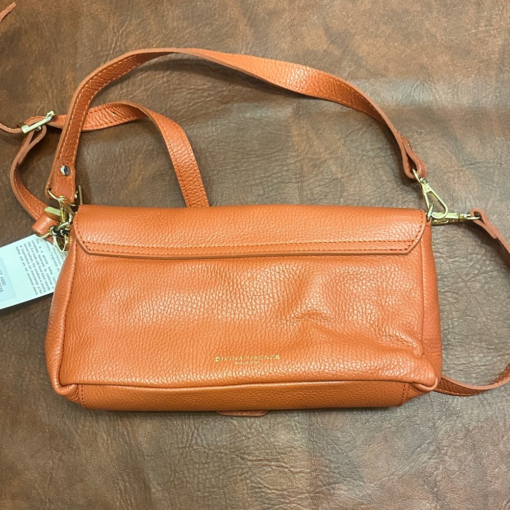 Divina Firenze Genuine Leather Crossbody Bag - Picture 6 of 6